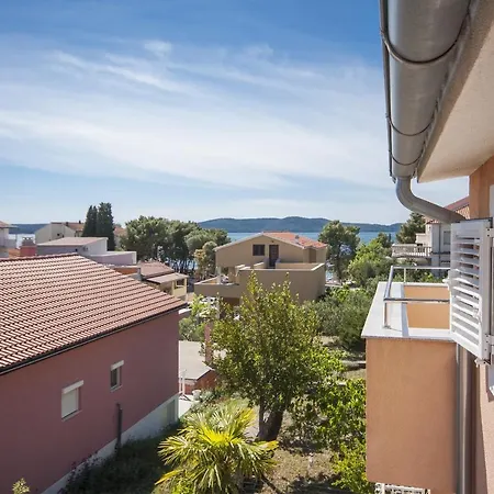 Apartment Luka 